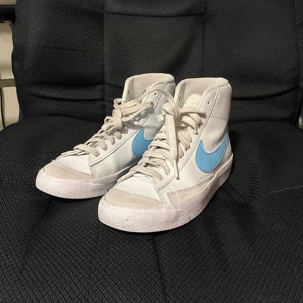 Nike High-Tops with Light Blue Accent